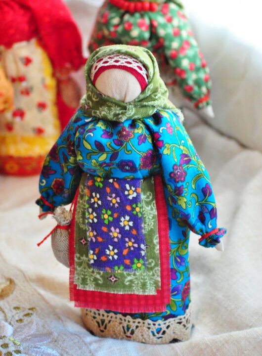 DIY panenka jako amulet štěstí foto 3