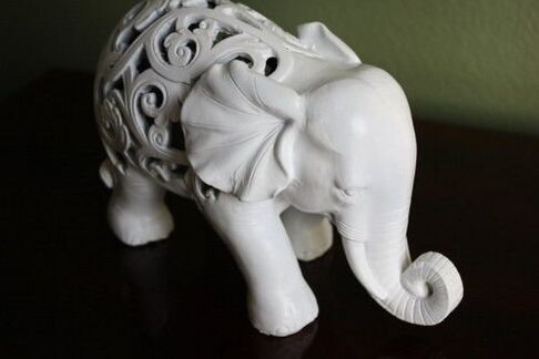 figurka slona jako amulet štěstí